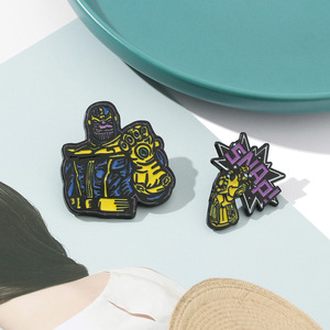 Nuovi Arrivi Transfrontalieri: Spille Ispirate a Marvel per Film e Serie TV Europee e Americane - Moon Knight, Scarlet Witch, <span class=keywords><strong>Loki</strong></span>, Thanos in Lega Smaltata - Product Image 2