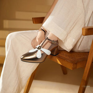 أحذية كعب نسائية من الجلد الصناعي العتيق بكعب عالي للصيف والخريف أحذية ماري جين مطابقة الألوان - Product Image 3