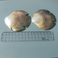 Décoration de maison en nacre noire naturelle faite à la main, gravée en forme de poisson, pour bijoux