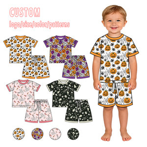 Tissu en bambou ultra-doux qui garde vos petits garçons au frais tout l'été Ensemble tendance haut à manches courtes et short imprimé orange Halloween - Product Image 1