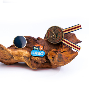 Trâm Phim Hoạt Hình Động Vật Huy Hiệu Jean Túi Men Anime <span class=keywords><strong>Fancy</strong></span> Pins Dễ Thương Anya Mạ Vàng Trâm Men Pins - Product Image 6