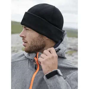 Bonnet en polaire recyclé à revers – Merchandising durable - Product Image 2