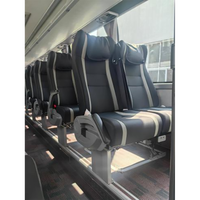 Bus de transport luxueux, spacieux et confortable de 70 places avec toit surélevé pour les voyages de passagers et le tourisme de groupe