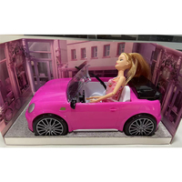 Poupée de mode de 11 pouces assise dans une voiture de course colorée avec roues mobiles pour le jeu d'imitation des enfants, cadeau