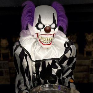 Décoration de clown lumineuse animée avec des yeux LED rouges effrayants, accessoires pour maison hantée d'Halloween - Product Image 2