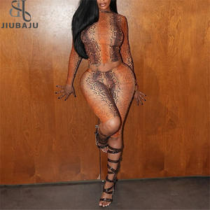 Sexy 2-delige Set Vrouwen Herfst Slangenprint Volledige Mouw Crop Top Fietsbroek Bijpassende Middernachtoutfits - Product Image 1