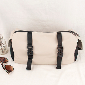 Sac de messager sportif léger et portable de grande capacité, sac de voyage à bandoulière unique en PU tendance avec <span class=keywords><strong>fermeture</strong></span> à glissière - Product Image 5