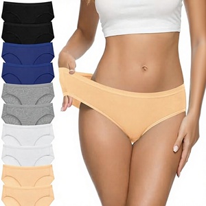 Braguitas de cintura media para mujer, transpirables, de algodón y elastano, suaves y elásticas, para uso diario, en colores sólidos y multicolor. - Product Image 3