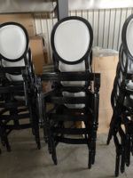 Chaise Louis à dossier rond en résine PP massif, style français, en tissu superposé, pour événements de mariage, vente en gros, location pour fêtes, chaise d'hôtel - Meilleures ventes