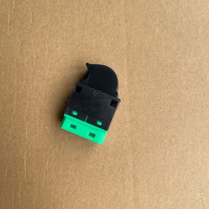 MAXTRUCK 504266993 Interruptor Eléctrico para Ventanas de Camión, Botón para IV <span class=keywords><strong>Stralis</strong></span> <span class=keywords><strong>410</strong></span> 2010 - Product Image 1