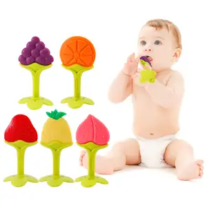 Anneau de dentition pour bébé en silicone de qualité alimentaire Hochet pour bébé Fruits Jouets de dentition pour bébé Mignon Perles focales lâches pour la fabrication de bijoux