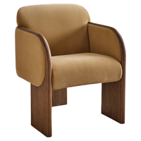 Chaise d'appoint ergonomique minimaliste en velours camel écologique de qualité supérieure, avec structure en bois massif et accoudoirs incurvés, idéale pour la salle à manger ou l'hôtel