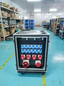 Quadro di Distribuzione Elettrica per Palcoscenico, Scatola Elettrica con 17 Canali di Distribuzione di Energia - Product Image 4