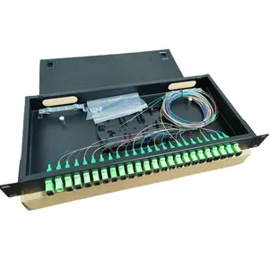 Cadre de distribution de fibre optique de 19 pouces pour montage en rack Panneau ODF 12 ports 12 24 cœurs Panneau de brassage à fibre optique pour carton principal CN;GUA