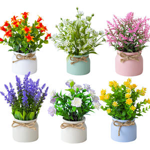 6 pièces de plantes artificielles en pot vert, petites plantes artificielles en pot, mini plantes avec pot pour la décoration de la <span class=keywords><strong>maison</strong></span>, du bureau, de la table - Product Image 1