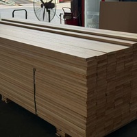 Planches de bois tendres en Paulownia fabriquées en Chine, découpées sur mesure, à prix abordable, pour fabricants de meubles et export.