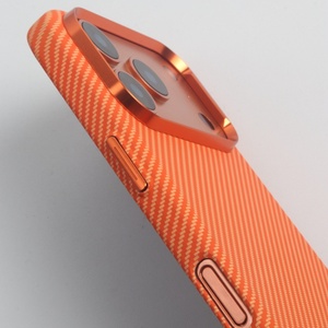 Funda Magnética Delgada de Alta Calidad con Textura de Fibra de Carbono para iPhone 18 17 Pro Max, Carga Inalámbrica, Resistente a Impactos, Carcasa Rígida - Product Image 4