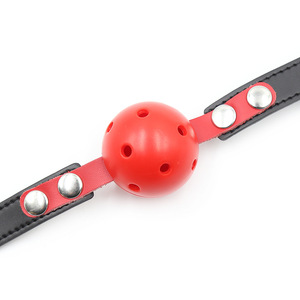 Bâillon à boule rigide en cuir noir et rouge avec clip de verrouillage, jouet alternatif pour la passion, jouet de flirt, jouet de bondage oral - Product Image 3