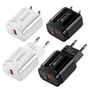 <span class=keywords><strong>Chargeur</strong></span> de téléphone 18W au <span class=keywords><strong>prix</strong></span> le plus bas QC3.0 <span class=keywords><strong>chargeur</strong></span> mural unique prise US/EU <span class=keywords><strong>chargeur</strong></span> de téléphone USB pour <span class=keywords><strong>Iphone</strong></span> pour Xiaomi - Product Image 6