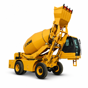 Bétonnière autochargeante 4 mètres cubes, moteur Yuchai Turbo, 4 roues motrices, débit de 15-20 m³/h, portée de 2350 mm - Product Image 3