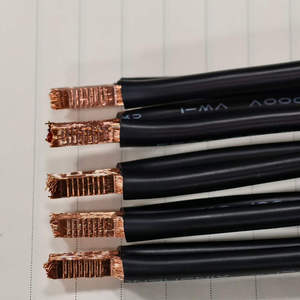 Soudeuse à ultrasons à compensation automatique de tension pour faisceaux de câbles automobiles et électroménagers - Product Image 2