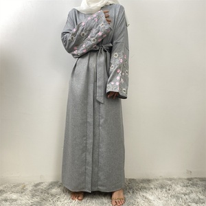 1407 #   Última Moda en Abayas para Mujeres Musulmanas, Material de Lino, Bordado Floral, con Bolsillos, Cardigan Abierto, 3 Colores - Product Image 4