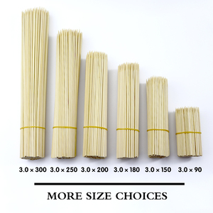 أسياخ شواء من الخيزران قابلة للتحلل الحيوي بطول 20/30/35 سم، عبوات مخصصة بالجملة، أعواد خشبية مستديرة للاستخدام مرة واحدة - Product Image 1