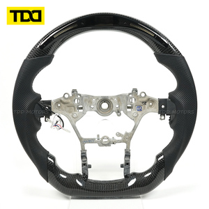 Volante Deportivo TDD de Fibra de Carbono Negra con LED Real, Compatible con TOYOTA - Product Image 3