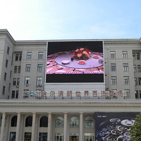 Mur vidéo géant 3D étanche couleur haute définition affichage numérique de la publicité écran LED incurvé