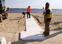 Planches de protection au sol en HDPE personnalisées avec logo, couleur, épaisseur et options de connecteurs, tapis d'accès en HDPE, tapis routiers