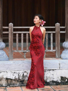 Vestido Maxi Rojo con Cuello Halter de Jacquard, Vestido Halter de Satén Jacquard sin Mangas, Corte en A, Elegante y Femenino, Vestido de Moda de Poliéster - Product Image 6