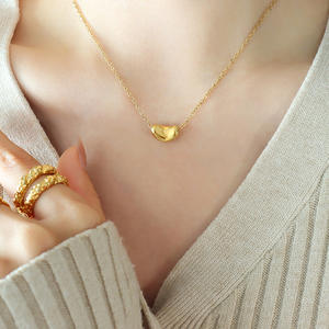 Colgante de acero inoxidable chapado en oro de 18 quilates personalizado, joyería de moda, collar de frijol dorado para mujer - Product Image 6
