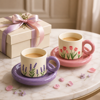 Cangkir Kopi Teh Porselen Motif Tanaman Hijau Eropa yang Lucu dengan Pegangan Bulat Set Cangkir dan Piring Keramik Kustom Sebagai Hadiah