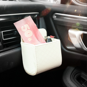 Caja de almacenamiento de cuero para coche, soporte de ventilación de aire de 9x8,5x4,5 cm para organizar llaves y dinero en el vehículo - Product Image 1