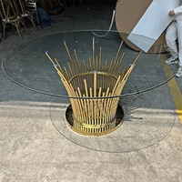 Table à manger élégante de luxe en acier inoxydable avec marbre/verre Design moderne pour hôtels commerciaux Mariages Banquets Salles de réception