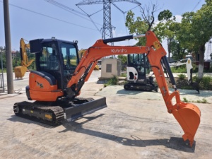 Miniexcavadora de 2.5 Toneladas, Motor Kubota, Certificación Euro 5 CE, Equipada con Todas las Funciones, Modelo Más Vendido - Product Image 3