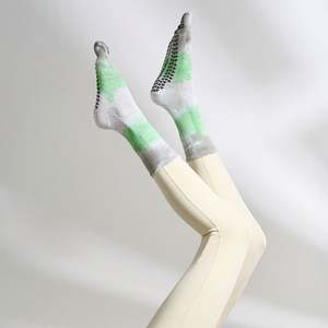 New Tie-dye Mid-calf Spring Yoga Socks Anti-slip Professional Women's Long Five-finger Socks Pilates Socks - Product Image 3