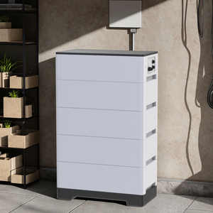 Système de stockage d'énergie domestique avec batterie LFP de qualité A 50 Ah, solution empilée et divisée pour le stockage d'énergie domestique - Product Image 1