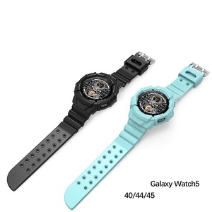 Correa de goma deportiva de repuesto + funda para Samsung <span class=keywords><strong>Galaxy</strong></span> <span class=keywords><strong>Watch5</strong></span> <span class=keywords><strong>Pro</strong></span>, <span class=keywords><strong>45mm</strong></span>, 40mm y 44mm, banda de silicona integrada para reloj - Product Image 4