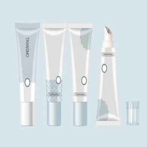 Tubos de Brillo Labial con Aplicador Metálico, Tubos de Brillo Labial Personalizados al por Mayor, Tubos Exprimibles para Brillo Labial - Product Image 1