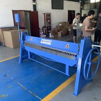 Machine à plier manuelle |   Épaisseur maximale de pliage 1,5 mm |   Machine à fabriquer des conduits