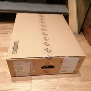 Mạng C9200L-48P-4X-E yếu tố cần thiết chuyển đổi 48 cổng được quản lý rack-mountable Thương hiệu mới - Product Image 2