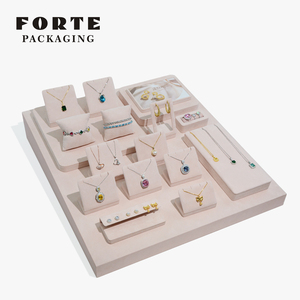 Giá đỡ trưng bày trang sức bằng vải microfiber Forte Packaging, giá đỡ trưng bày cửa hàng trang sức, giá đỡ trưng bày khuyên tai, mặt dây chuyền, đồng hồ, vòng cổ - Product Image 2