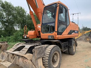 Excavatrice sur chenilles Hyundai 210W-7 d'occasion, 21 tonnes, robuste, fabriquée en Corée du Sud, à bon prix - Product Image 6