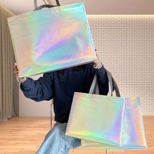Bolsa de Regalo Brillante Reutilizable, Bolsa de Compras Plateada Metálica, Bolsa de Tela No Tejida con Diseño Láser, Bolsa de Sublimación - Product Image 5