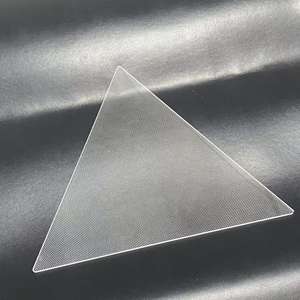 Plaque de guidage lumineux triangulaire à angle droit, taille et forme personnalisées pour éclairage d'angle architectural par Rina Tech - Product Image 3