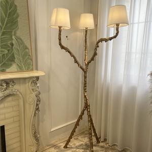 Lampe sur pied Ines <span class=keywords><strong>Edra</strong></span> en laiton Design moderne nordique à trois pieds pour salon, chambre à coucher, bureau, villa - Product Image 3