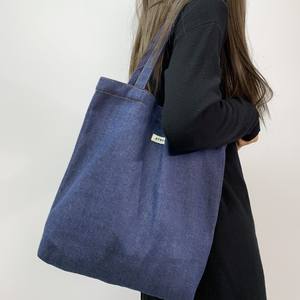 Sac fourre-tout unisexe, grande capacité, idéal pour les trajets quotidiens, décontracté, sophistiqué, simple, sac à main polyvalent. - Product Image 2
