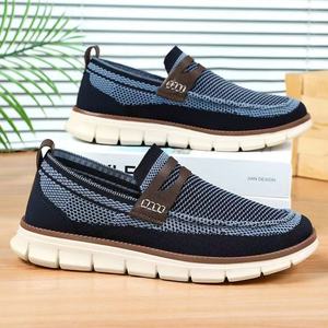 Chaussures pour hommes légères à bout rond, mocassins décontractés en maille respirante à semelle souple, tendance mode estivale - Product Image 3