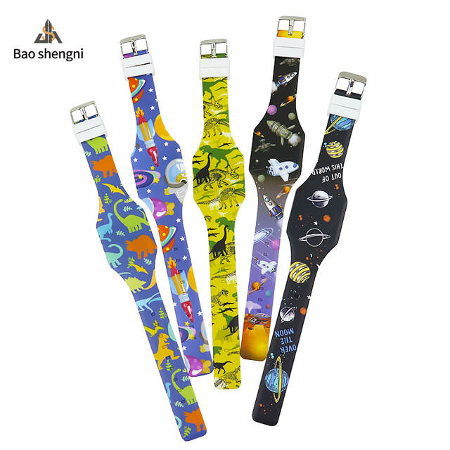 Fashion Colorful Custom Pattern Silicone  LED Wrist Watch Electronic Digital Candy Color Bracelet Watches for Ladies Kids